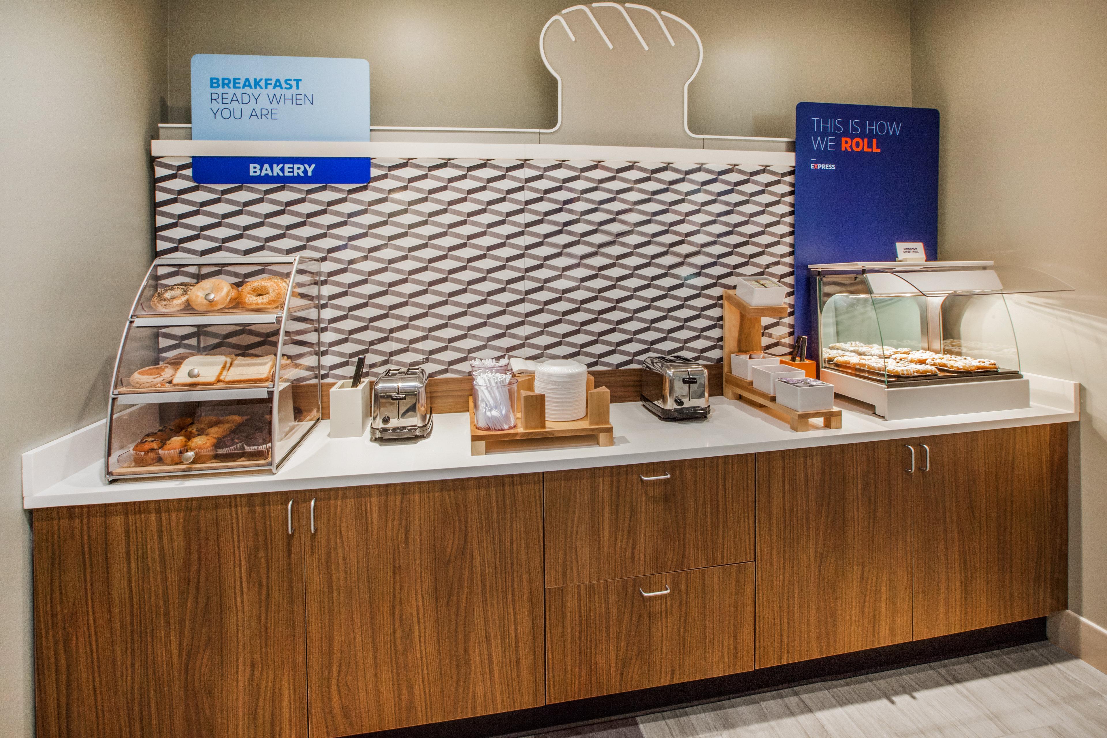 Holiday Inn Express & Suites Medina By Ihg Eksteriør billede