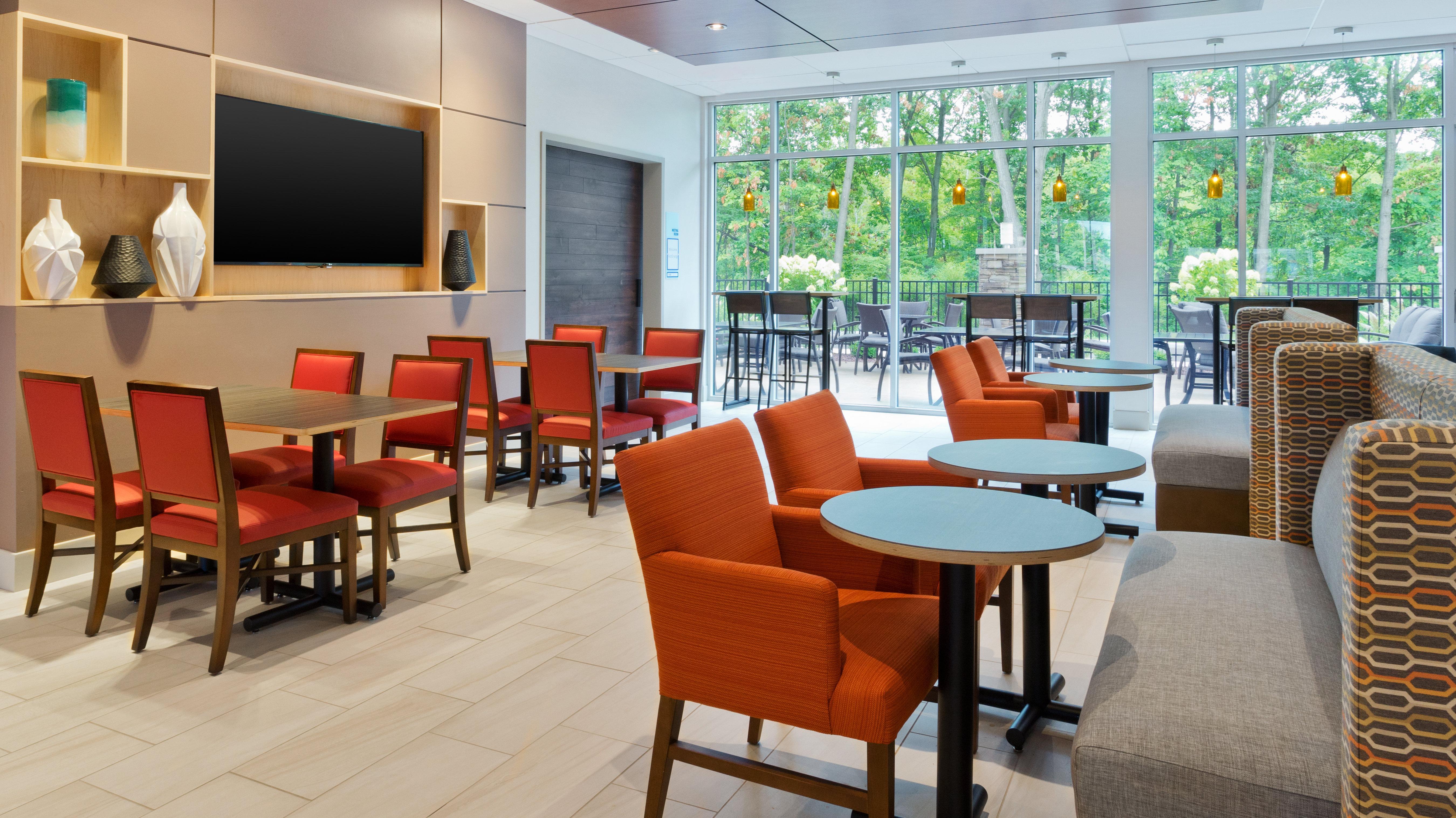 Holiday Inn Express & Suites Medina By Ihg Eksteriør billede